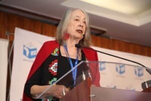 Dr Mary de Haas