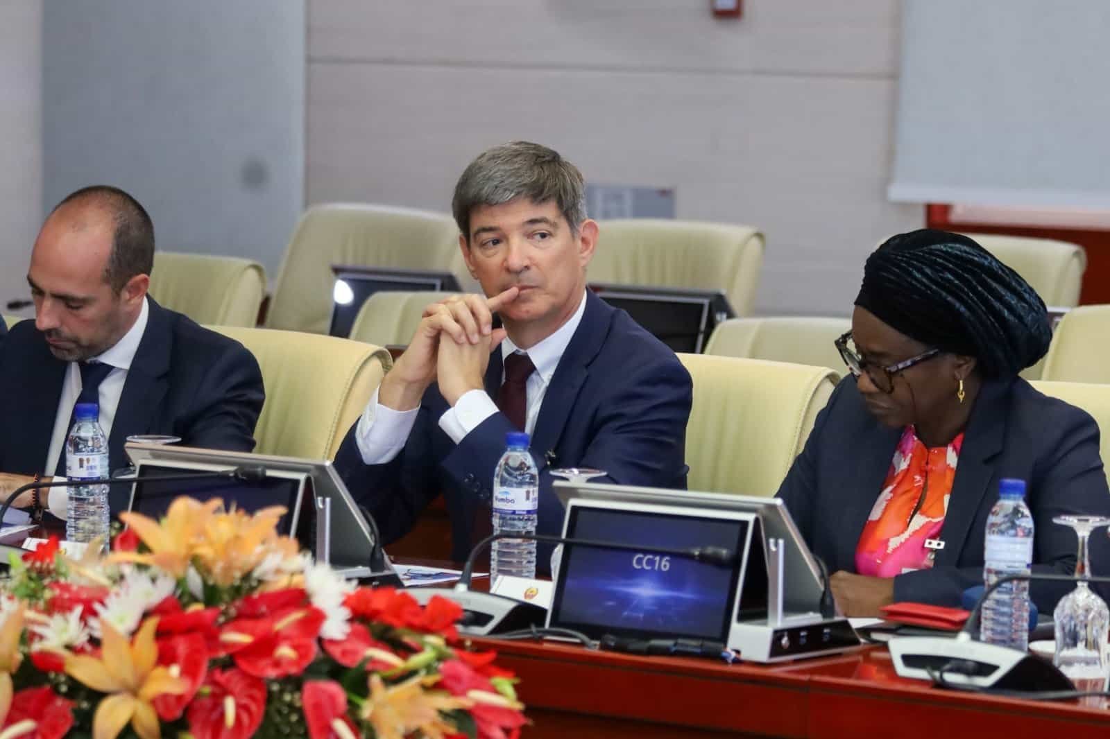 Finance Minister Carla Fernandes Louveira said the framework consolidates and deepens cooperation between the Government of Mozambique and the World Bank.