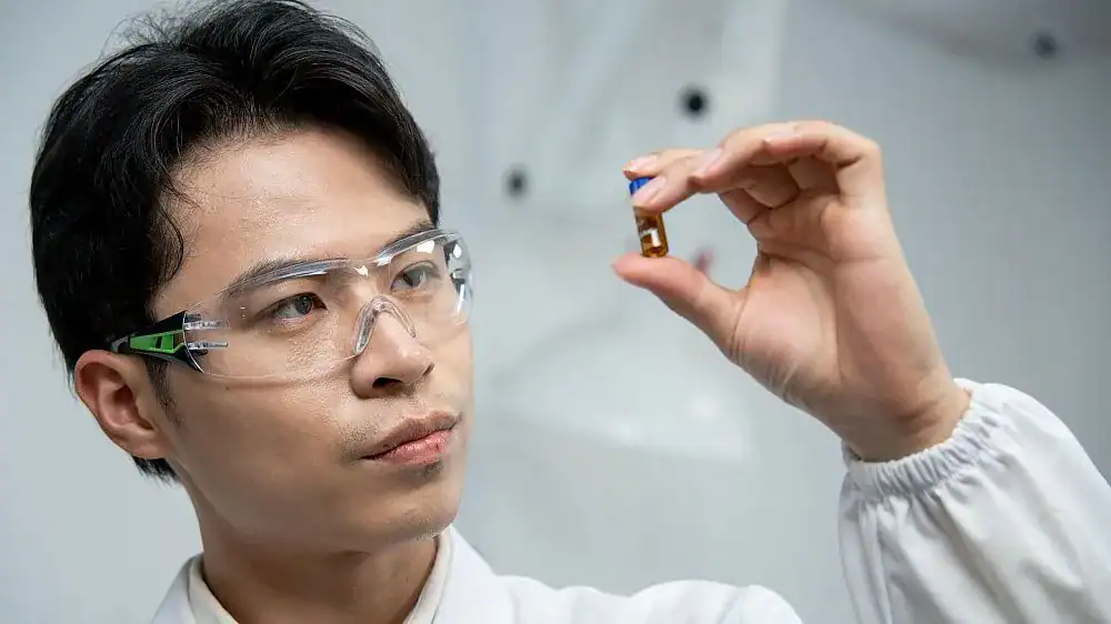 Chinese Scientists Develop Eco-Friendly Method to Extract Lithium From Used Batteries