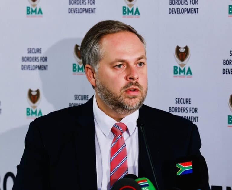 Home Affairs Minister Leon Schreiber