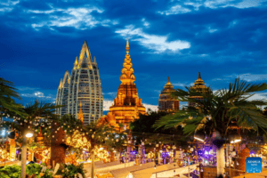 This photo taken on July 14, 2026 shows a view of the Starlight Night Market in Jinghong, Xishuangbanna Dai Autonomous Prefecture, southwest China's Yunnan Province. The Starlight Night Market, located in Jinghong of Xishuangbanna Dai Autonomous Prefecture, has witnessed a surge in visitor arrivals during the summer peak tourism season. Featuring local delicacies, ethnic culture and diverse nighttime consumption options, this night market reflects the vitality of local cultural and tourism market. (Photo by Ren Jun/Xinhua)