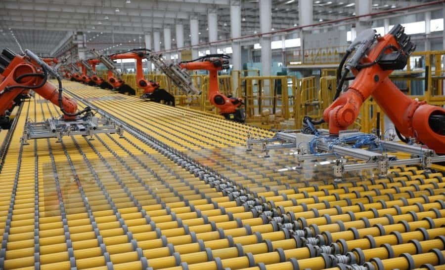 A full automation production line is pictured at a PV glass company in southwest China's Guizhou Province, Jan. 27, 2026. (Photo by Yu Tianying/Xinhua)