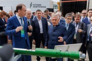 Russian Oil Company Tatneft Made Top Engineers Out of Us, Say Students