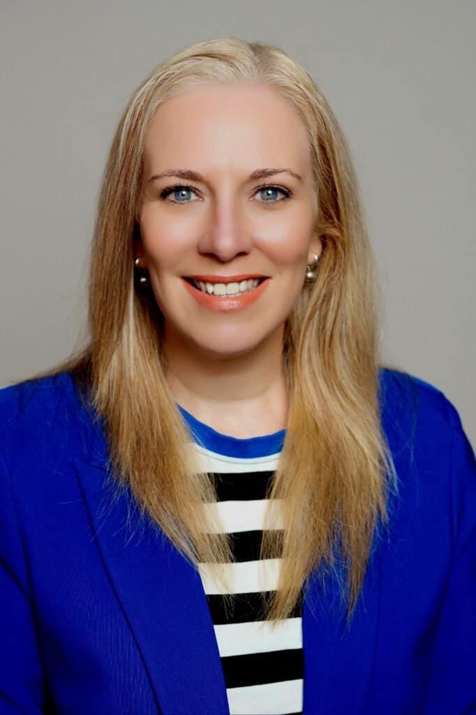 Prof Lida Holtzhausen