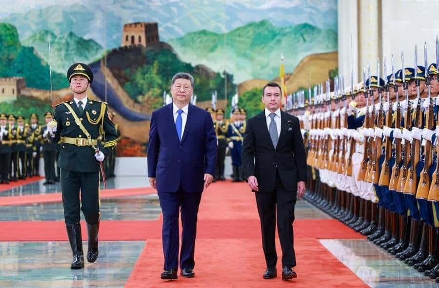 Chinese President Xi Jinping holds a welcome ceremony for President of the Republic of Ecuador Daniel Roy-Gilchrist Noboa Azín in the Northern Hall of the Great Hall of the People prior to their talks in Beijing, capital of China, Aug. 18, 2026. Xi held talks with Noboa, who is on a state visit to China, in Beijing on Tuesday. (Xinhua/Liu Bin)