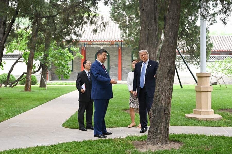 Chinese President Xi Jinping welcomes U.S. President Donald Trump upon Trump's arrival at Zhongnanhai in Beijing, capital of China, May 15, 2026. (Xinhua/Li Xiang)