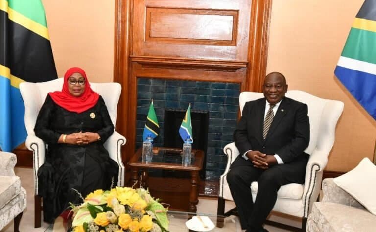 President Cyril Ramaphosa with Tanzanian President Samia Suluhu Hassan
