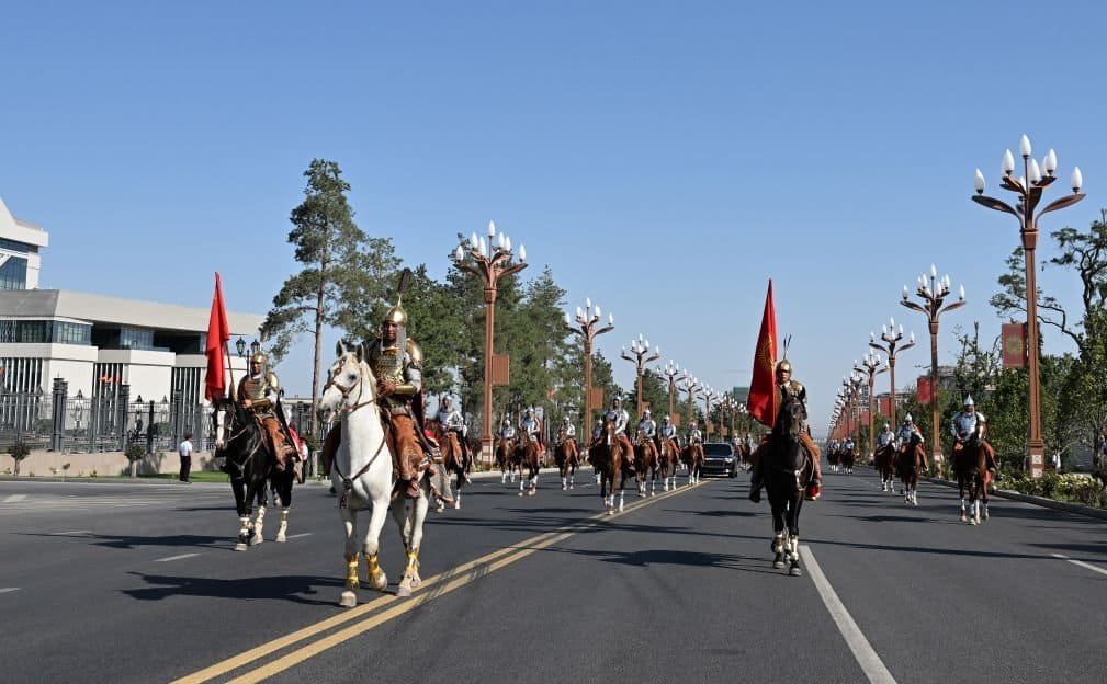 Chinese President Xi Jinping attends a welcome ceremony held by Kyrgyz President Sadyr Japarov in Bishkek, Kyrgyzstan, Aug. 31, 2026. (Xinhua/Zhai Jianlan)