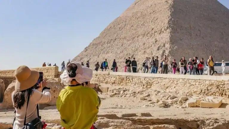 Minister: Every Million Tourists Creates Around 220,000 Jobs in Egypt