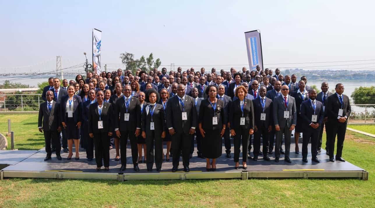The Governor of the Bank of Mozambique, Felisberto Navalha, was addressing the opening session of the central bank’s 51st Advisory Council meeting in the province of Tete. Photo: Supplied
