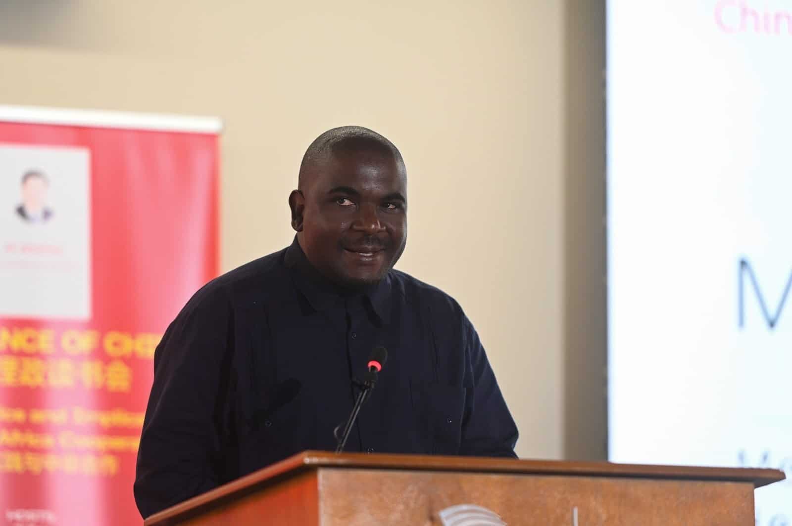 Mabuse Mpe, member of the South African Communist Party Central Committee, speaks at the “Governance of China” seminar in Pretoria, South Africa, on 9 October. Photo: Supplied