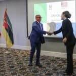 Mozambique Communications and Digital Transformation Minister Américo Muchanga with US Chargé d’Affaires Abigail L. Dressel at the Google Super Intelligence (SI) and Cloud Computing training programme on Thursday. Photo: Government of Mozambique