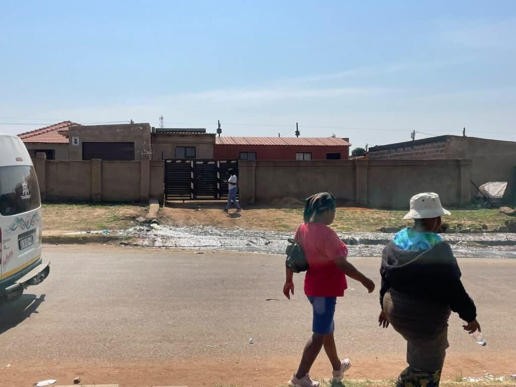 Palm Ridge Residents Battle Sewage Spill and Potholes as Local Elections Loom